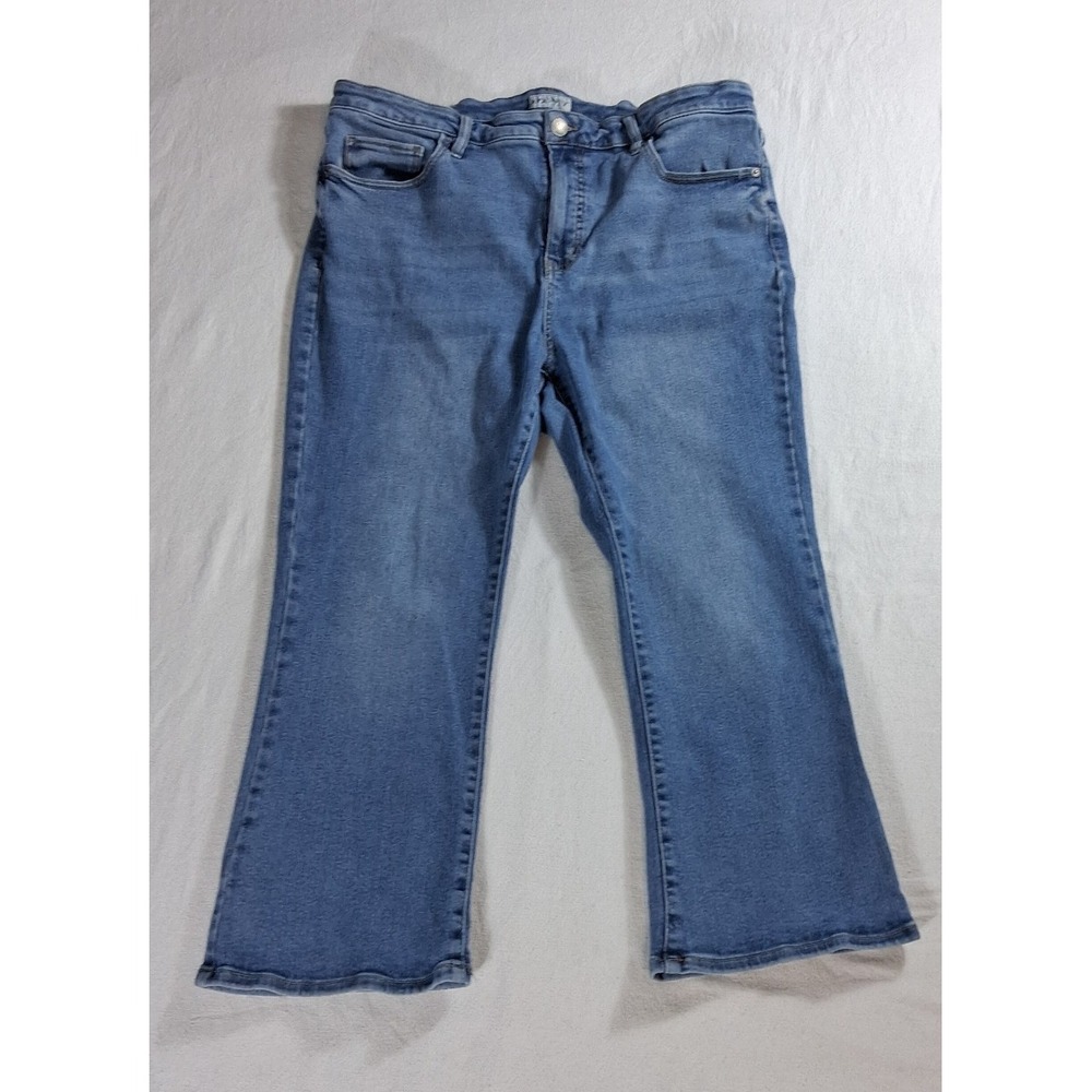 Ava & Viv Women's Plus 18W Medium Wash Mid-Rise Bootcut Flare Jeans Blue Denim
